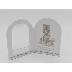 Precious Moments Enesco Figurine Picture Frame Joy Of The Lord Strength 1989